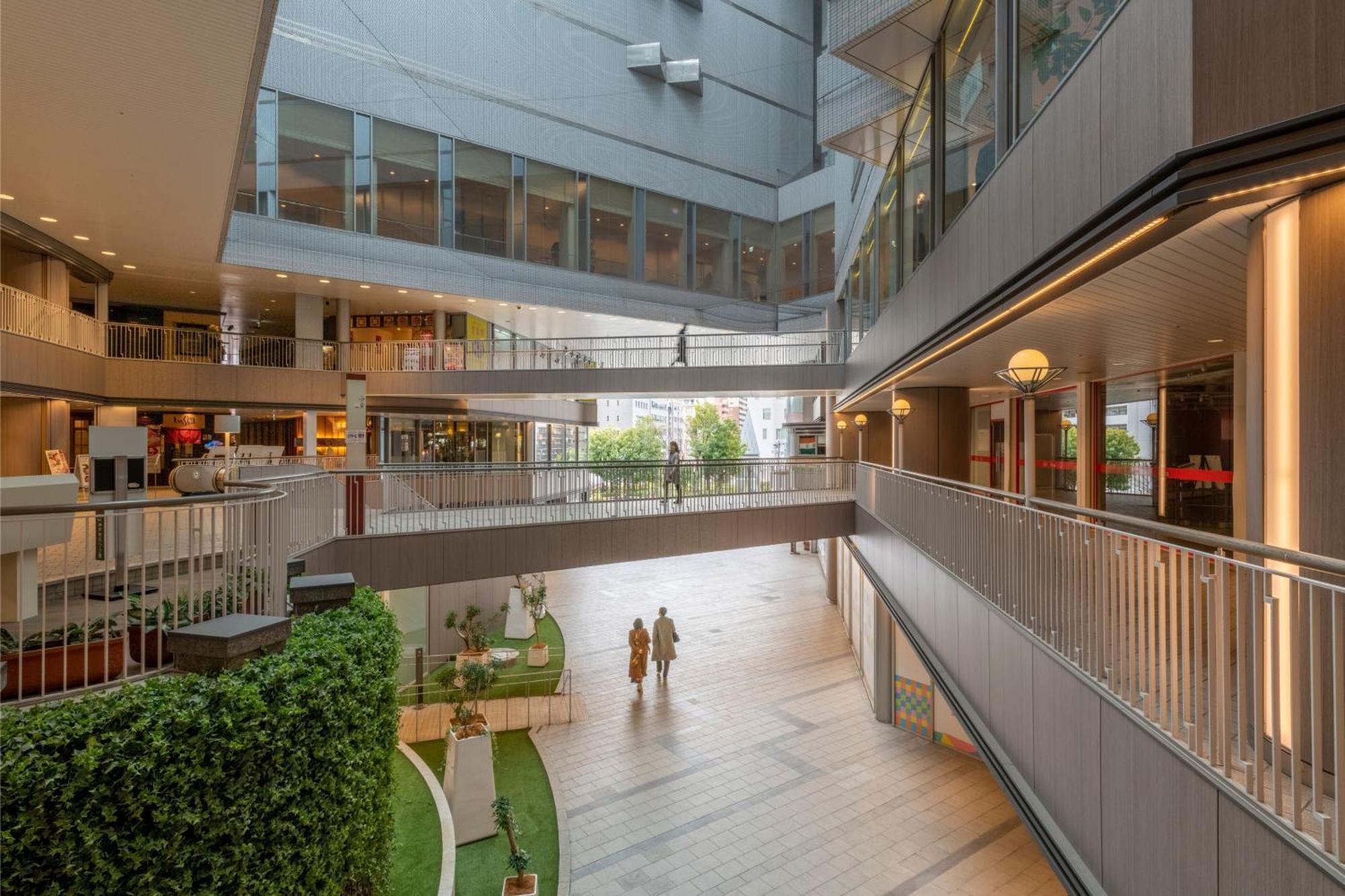 เอเอ็นเอ คราวน์ พลาซ่า โกเบ Hotel ภายนอก รูปภาพ The atrium of the new building
