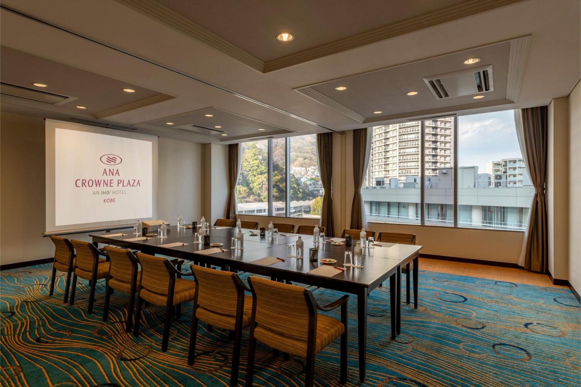 เอเอ็นเอ คราวน์ พลาซ่า โกเบ Hotel ภายนอก รูปภาพ Meeting room