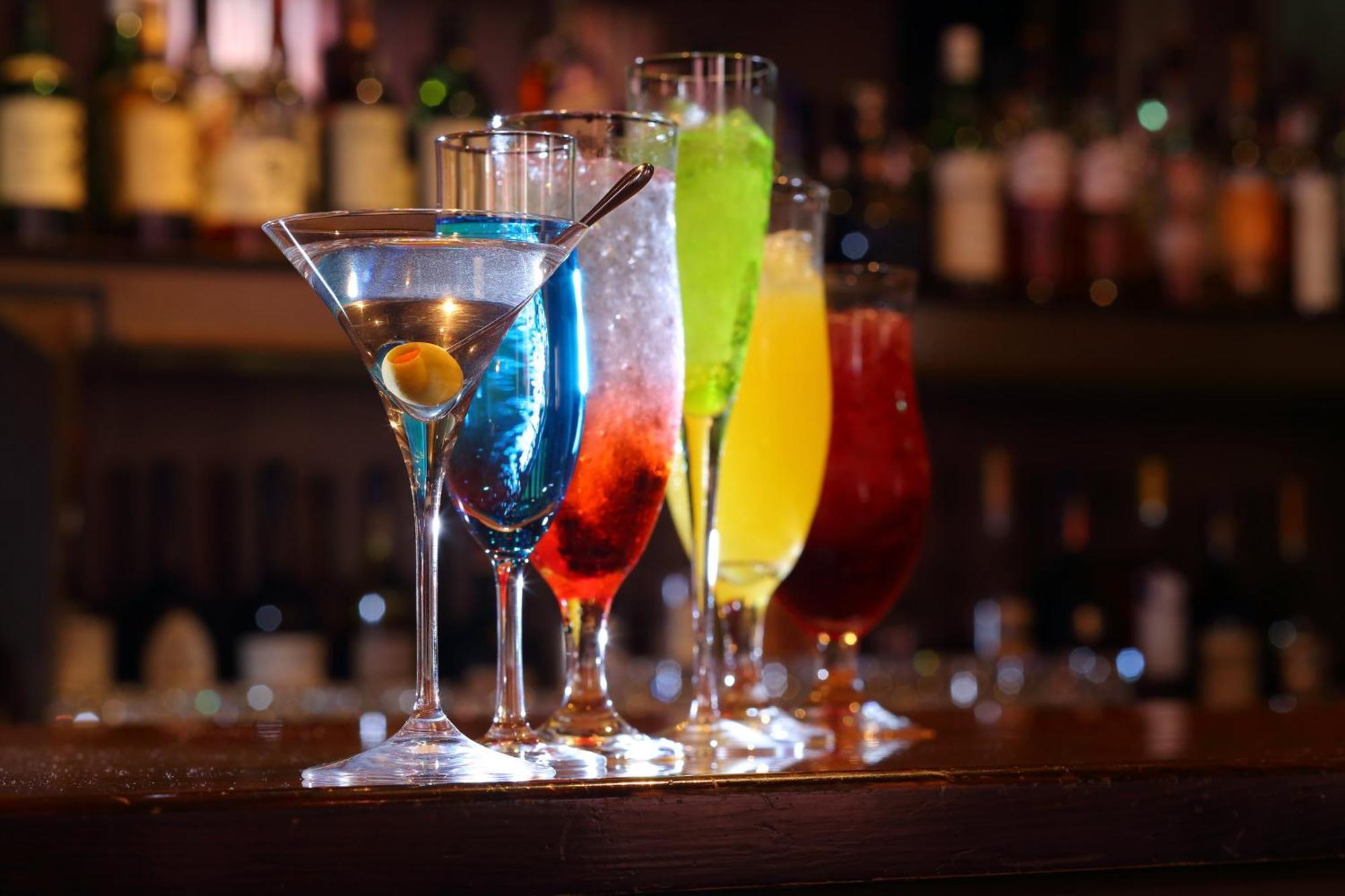 เอเอ็นเอ คราวน์ พลาซ่า โกเบ Hotel ภายนอก รูปภาพ A selection of cocktails